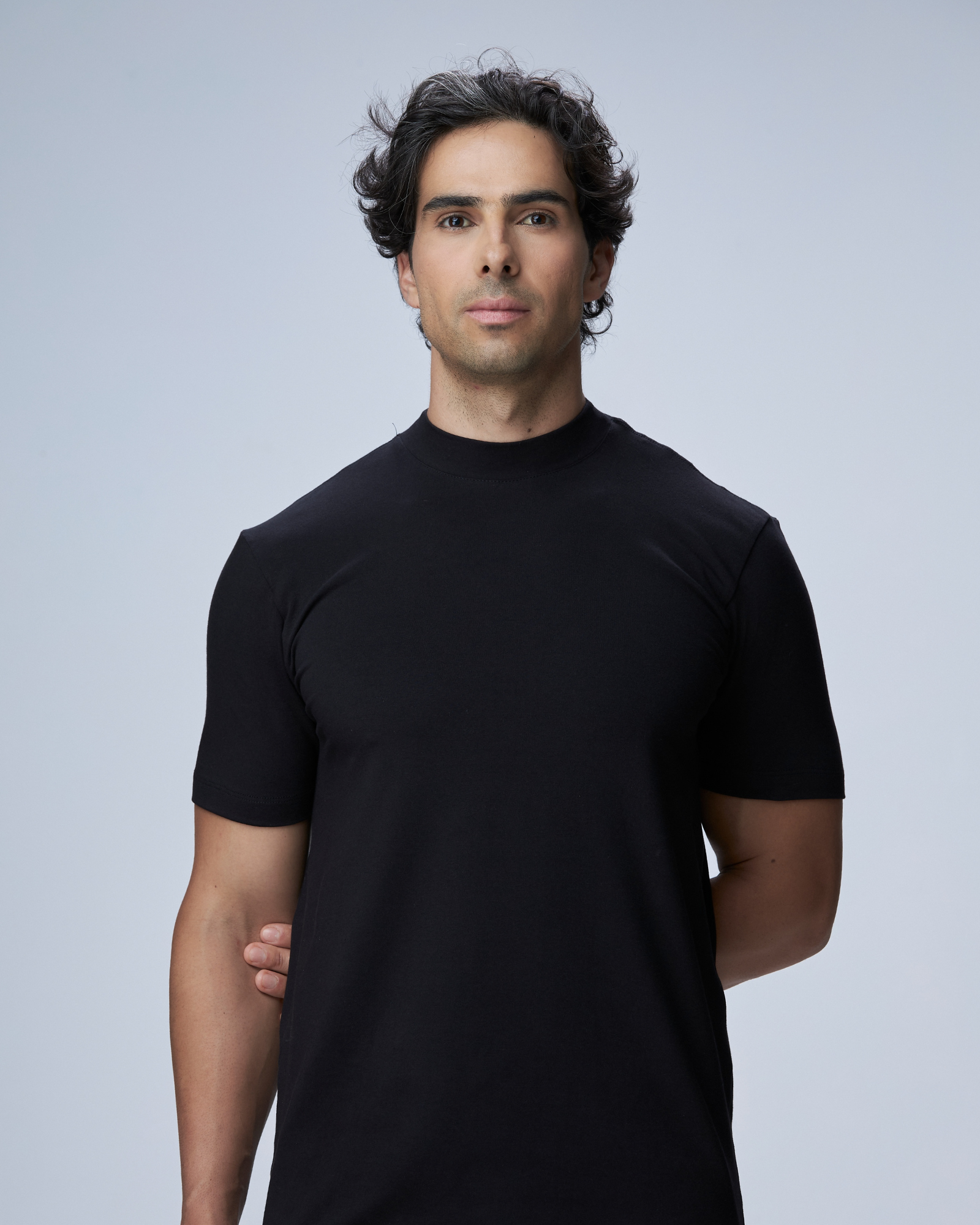 CAMISETA GOLA MÉDIA